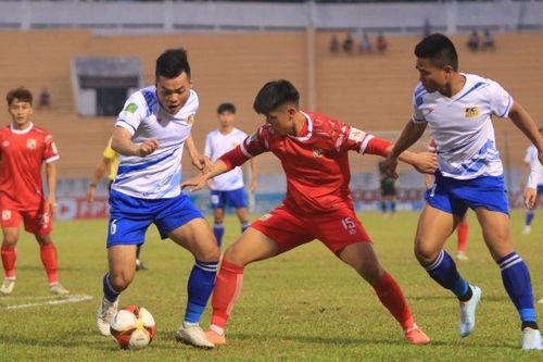 Phút chót, CLB Huế mất ngôi nhì bảng