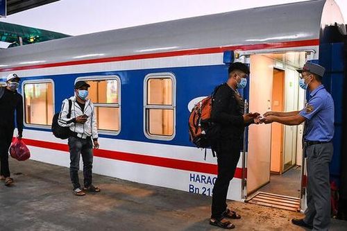 Đường sắt Hà Nội đạt doanh thu gần 200 tỷ dịp Tết
