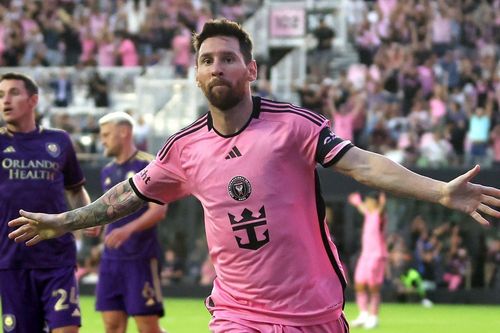Đội của Messi khiến người hâm mộ ngỡ ngàng