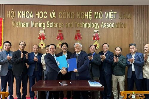 Tháo gỡ cơ chế cho phát triển ngành năng lượng