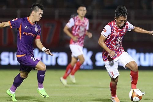 Tiến Linh sa sút, HLV Lê Huỳnh Đức thừa nhận khó vô địch V-League