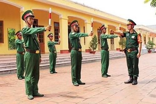Hỏi-đáp pháp luật: Thẩm quyền xử lý đối với người vi phạm thuộc quyền quản lý của trung đoàn trưởng, lữ đoàn trưởng, chính ủy trung đoàn, lữ đoàn và chức vụ tương đương được quy định như thế nào?