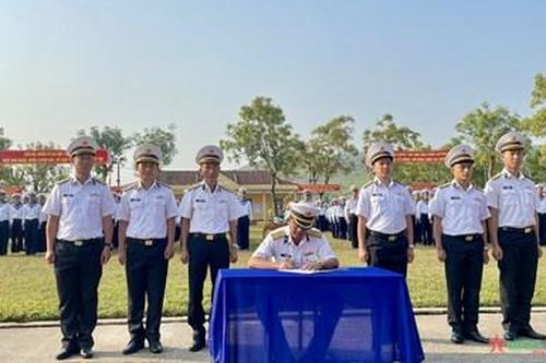 Vùng 3 Hải quân khai mạc huấn luyện chiến sĩ mới năm 2024