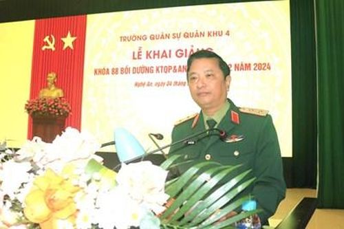Quân khu 4 khai giảng lớp bồi dưỡng kiến thức quốc phòng và an ninh đối tượng 2 năm 2024
