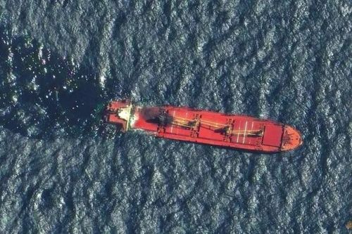 Houthi tuyên bố sẽ tiếp tục đánh chìm tàu của Vương quốc Anh