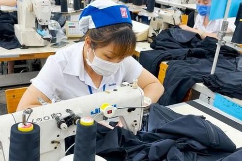 Doanh nghiệp hối hả tuyển lao động