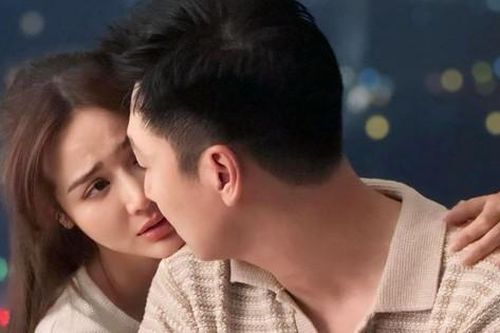 Showbiz 4/3: Khán giả nhắc nhở Huyền Lizze hạn chế đăng ảnh tình cảm với Mạnh Trường