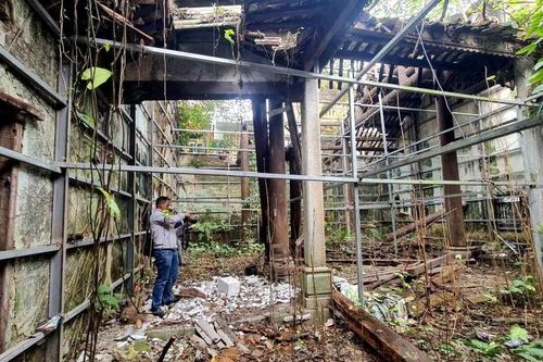Xót xa khi di tích 'Hoa thương hội quán' xuống cấp nghiêm trọng