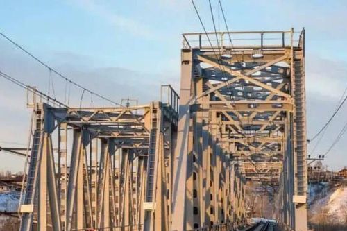 Nga: Nổ cầu đường sắt ở thành phố Samara, chưa xác định được thủ phạm