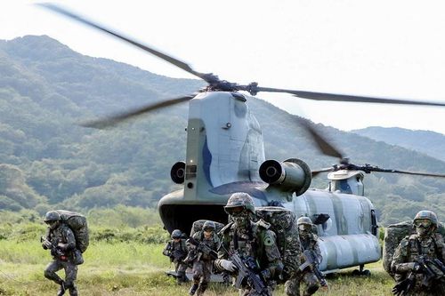 Mỹ-Hàn diễn tập phòng thủ phản công trên không