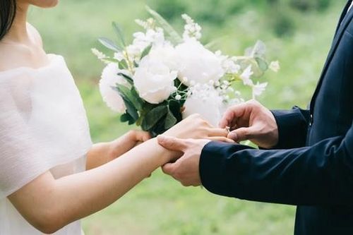 Tỷ lệ kết hôn tại Hàn Quốc giảm 40% trong một thập niên