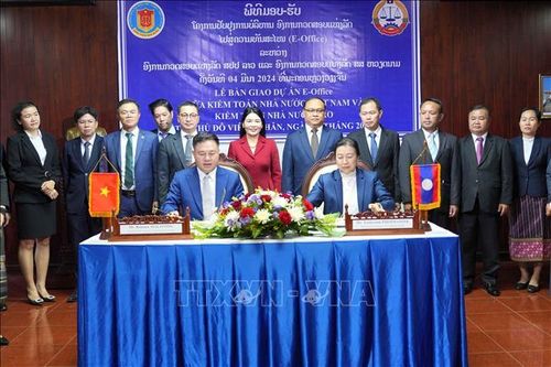Việt Nam giúp hiện đại hóa ngành kiểm toán của Lào