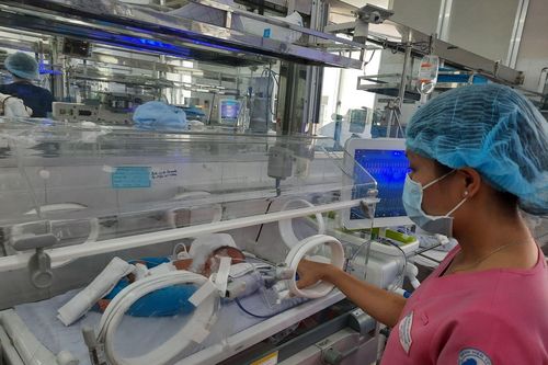 TP Hồ Chí Minh: Báo động đỏ liên viện cứu sống hai mẹ con sản phụ bị sản giật nguy kịch