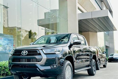 Toyota Hilux lộ giá bán dự kiến tại Việt Nam, khởi điểm chưa đến 700 triệu đồng?