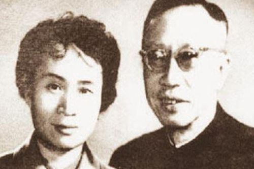 Để lại 1 cuốn sách, Phổ Nghi khiến người vợ thứ 5 vướng vào kiện tụng suốt 10 năm, thắng kiện hôm trước, hôm sau qua đời