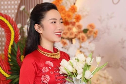 Diễn viên Kim Oanh tổ chức lễ ăn hỏi tại quê nhà Quảng Trị