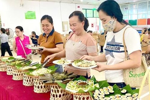 Thị trường thực phẩm chay sôi động trong tháng Giêng