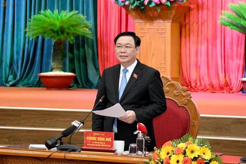 Chủ tịch Quốc hội Vương Đình Huệ: Tạo điều kiện và phân bổ nguồn lực cho Bình Định phát triển
