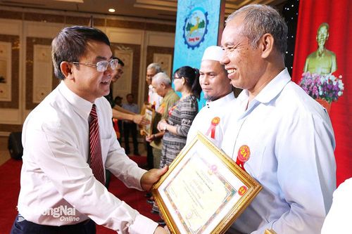 Thêm trợ lực để đồng bào dân tộc thiểu số vươn lên