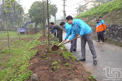 Thanh niên Sông Công xung kích tình nguyện vì cộng đồng
