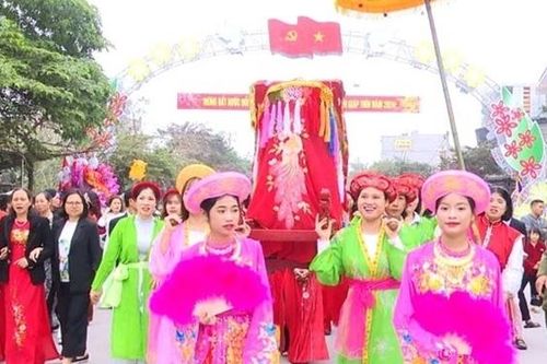 Cân nhắc được - mất trong lễ hội truyền thống