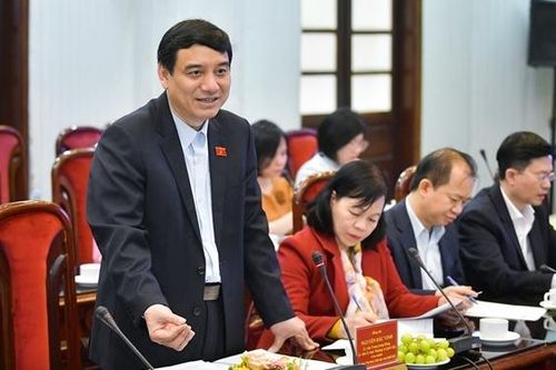 Ủy ban Văn hóa, Giáo dục làm việc với Báo Nhân dân