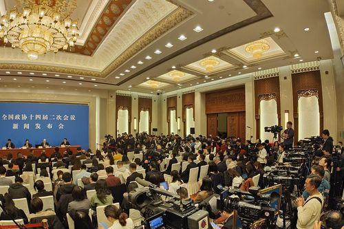 Những trọng tâm kinh tế nào được bàn trong kỳ họp lưỡng hội của Trung Quốc