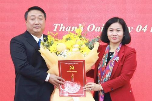 Chuẩn y Phó Bí thư Thường trực Huyện ủy Thanh Oai