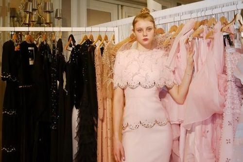 'Hơi thở Việt Nam' tại Paris Fashion Week 2024