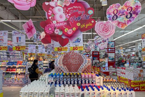 Muôn vàn khuyến mại, giảm giá đón ngày 8/3