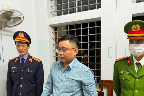 Quảng Bình: Bắt đối tượng giả danh nhà báo để lừa đảo chiếm đoạt hơn 100 triệu đồng