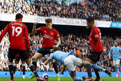Man Utd lao dốc sau thời Sir Alex