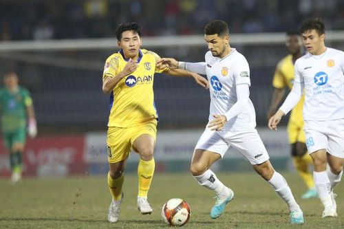 Thép Xanh Nam Định tự quyết trong cuộc đua vô địch V-League 2023/24
