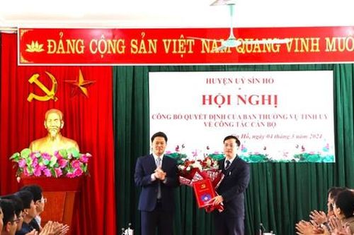 Chỉ định Phó Chánh Văn phòng UBND tỉnh giữ chức vụ Phó Bí thư Huyện ủy