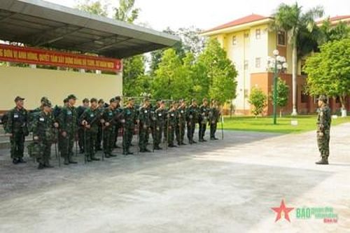 Sư đoàn 968 (Quân khu 4) luyện tập chuyển trạng thái sẵn sàng chiến đấu