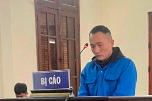 Lấy trộm 1 đôi dép bị phạt 6 tháng tù
