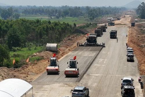 Bộ trưởng Bộ GTVT gợi ý bán sản phẩm OCOP ở trạm dừng chân cao tốc