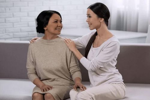 6 cách ứng xử thông minh của nàng dâu với mẹ chồng khó tính