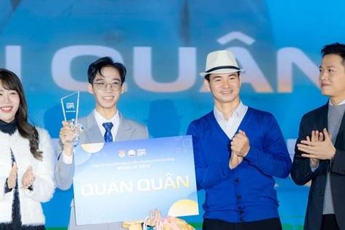 Nam sinh sư phạm giành ngôi quán quân MC sinh viên toàn miền Bắc