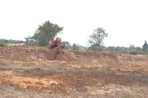 Một người dân bị xử phạt 60 triệu đồng vì hủy hoại đất do xã quản lý
