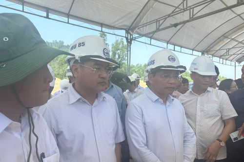 Bộ trưởng Bộ GTVT: 'Khánh thành cao tốc thì phải hoàn thành các trạm dừng nghỉ chân'
