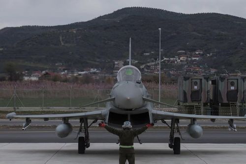 Quốc gia châu Âu tái mở cửa 'nghĩa địa MiG' phục vụ máy bay NATO