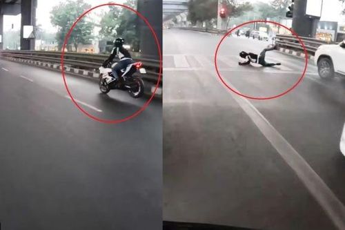 Nam thanh niên 'bốc đuôi' mô tô ngã ê mặt giữa ngã tư