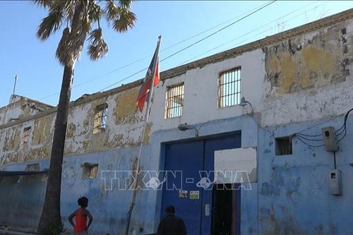 Thêm nhiều Đại sứ quán ở Haiti đóng cửa, hàng chục chuyến bay bị hủy