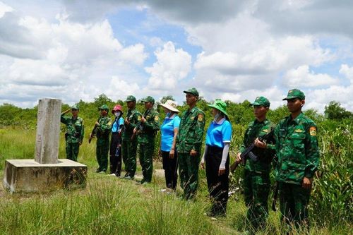 Kiên Giang: Phụ nữ đồng hành cùng Biên phòng bảo vệ biên cương Tổ quốc