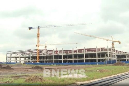 Vĩnh Phúc trao Giấy chứng nhận đầu tư dự án 2.000 tỷ đồng cho SHINEC