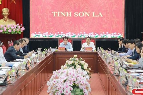 Bộ trưởng Bộ Tài nguyên và Môi trường làm việc với Ban Thường vụ Tỉnh ủy Sơn La