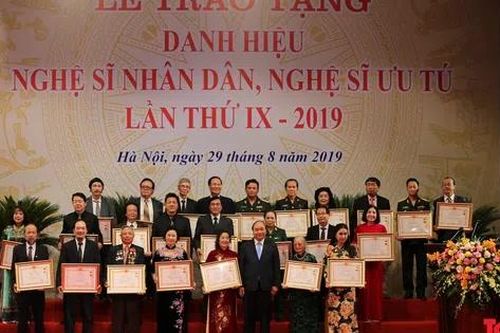 Chưa có tiền lệ: Cả 3 giảng viên khoa Âm nhạc Truyền thống - Học viện Âm nhạc Quốc gia Việt Nam được trao tặng danh hiệu NSND