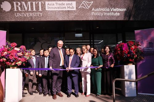 Thủ tướng cắt băng khai trương Viện Chính sách Australia - Việt Nam