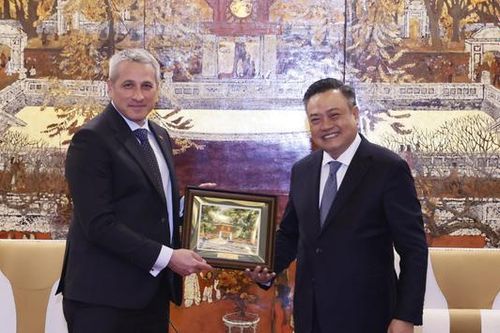 Hà Nội mong muốn tiếp tục hợp tác với Cộng hòa Belarus